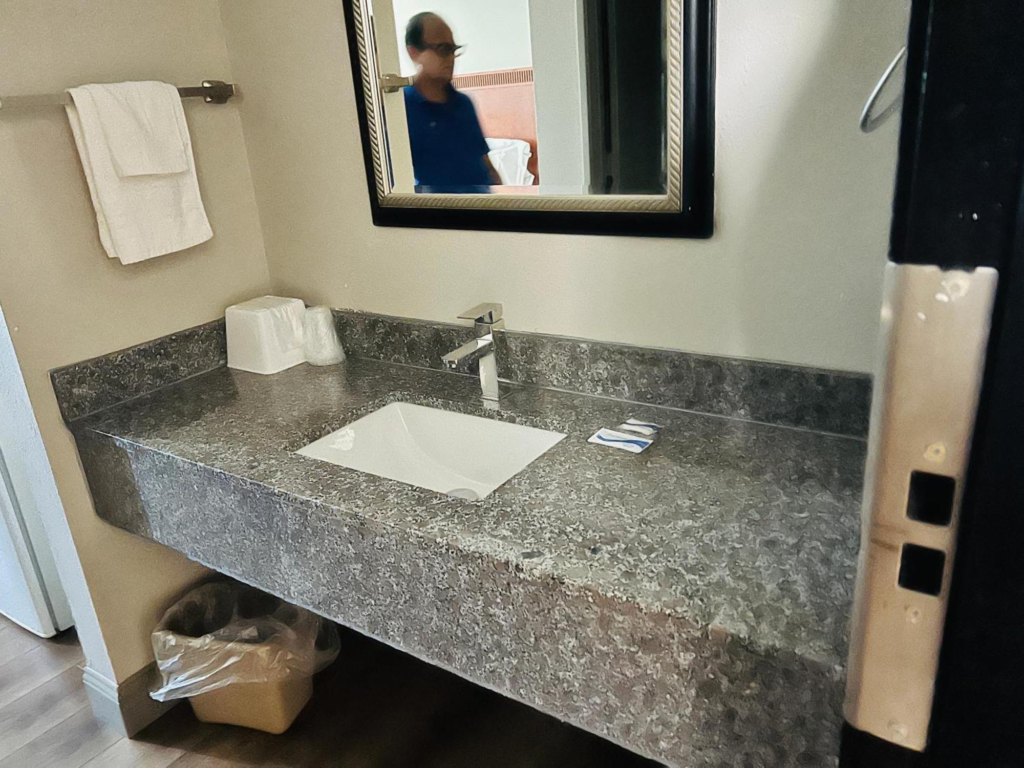 Rosewood Inn By Oyo Union City I-69 Buitenkant foto