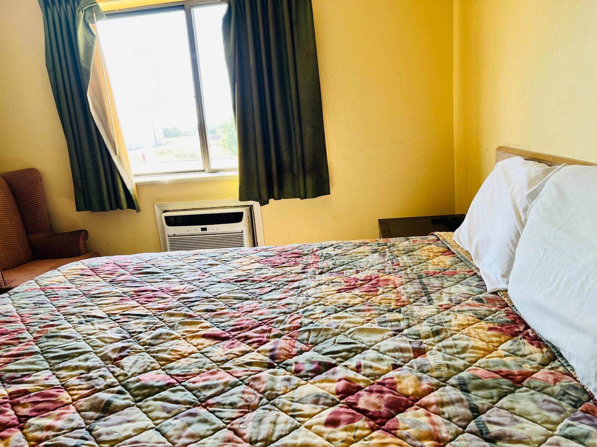 Rosewood Inn By Oyo Union City I-69 Buitenkant foto