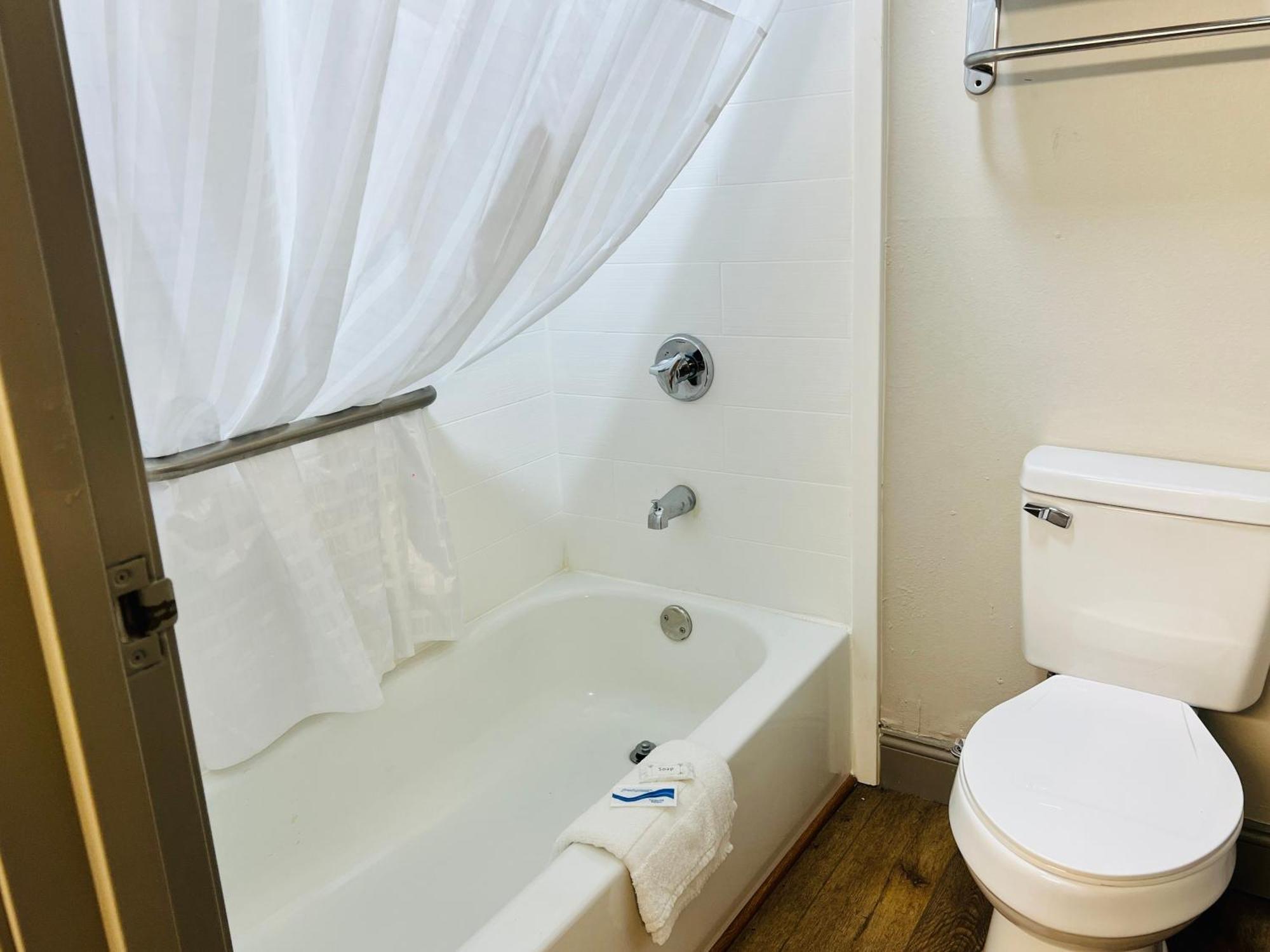 Rosewood Inn By Oyo Union City I-69 Buitenkant foto